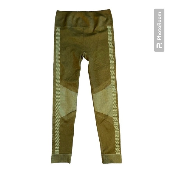 Fabletics Pants - Fabletics. Size S